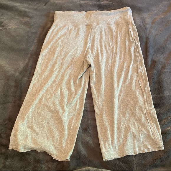 PINK Victoria's Secret Y2K Wide-Leg Capri foldover lounge PJ pants, size L - Picture 9 of 15